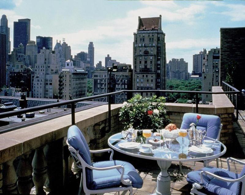 Hotel Plaza Athenee New York City Exterior photo